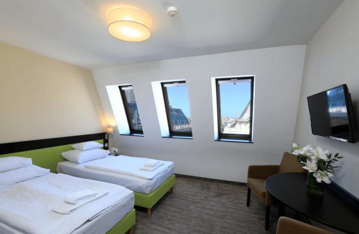 Economy room