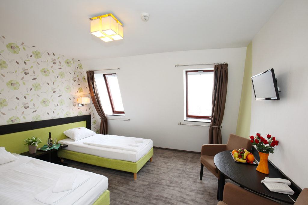 Economy room 1